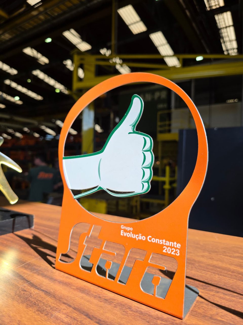 Ex-garçom salva fábrica do agro e cria gigante global