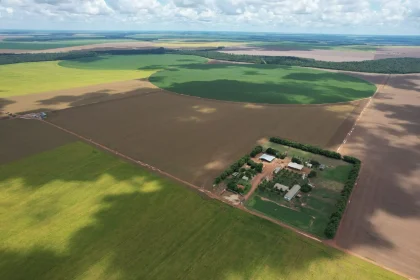 Guerra no Irã e soja em baixa criam "liquidação" de terras em Mato Grosso
